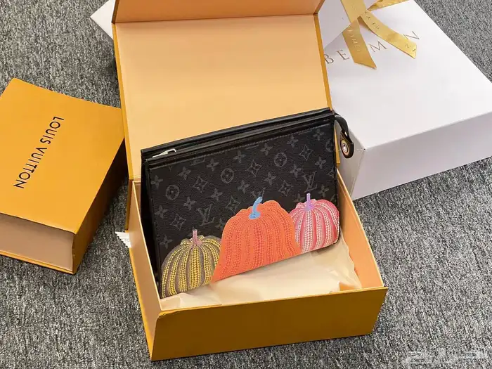 شنط يد تقليد الاصل (جملة) 7