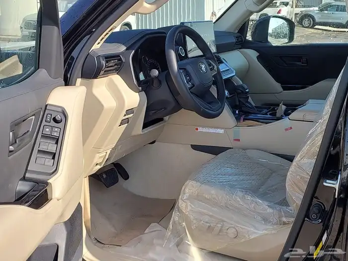 تويوتا لاندكروزر ديزل 2 موديل 2025 6