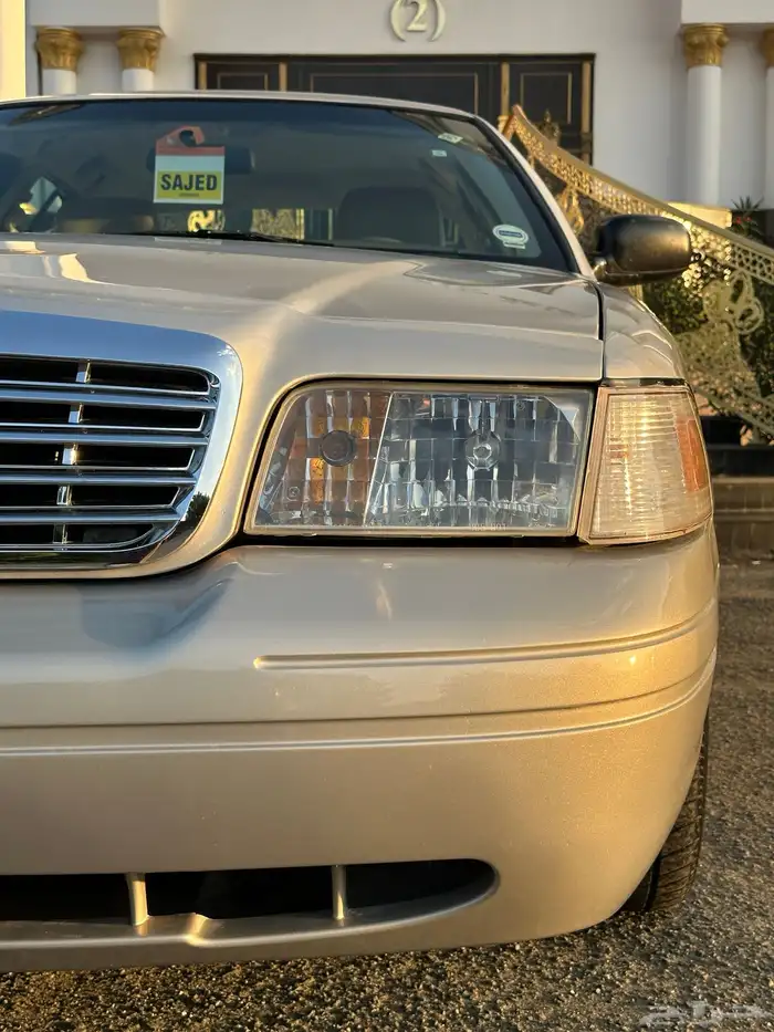 ( مباع ) فورد فكتوريا 2011 وكالة وارد الجزيرة 18