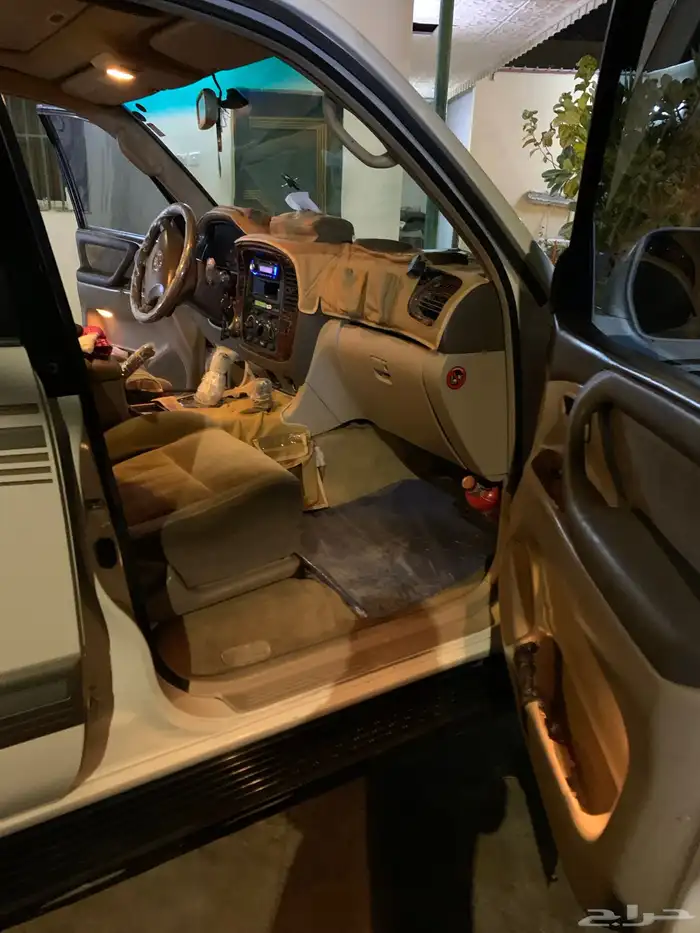 2001 VXR لاندكروزر 8