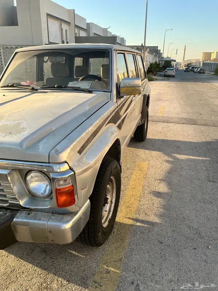 جيب موديل90نيسان سوبر سفاري مع مكينة نيسان 97 للبيع. 1
