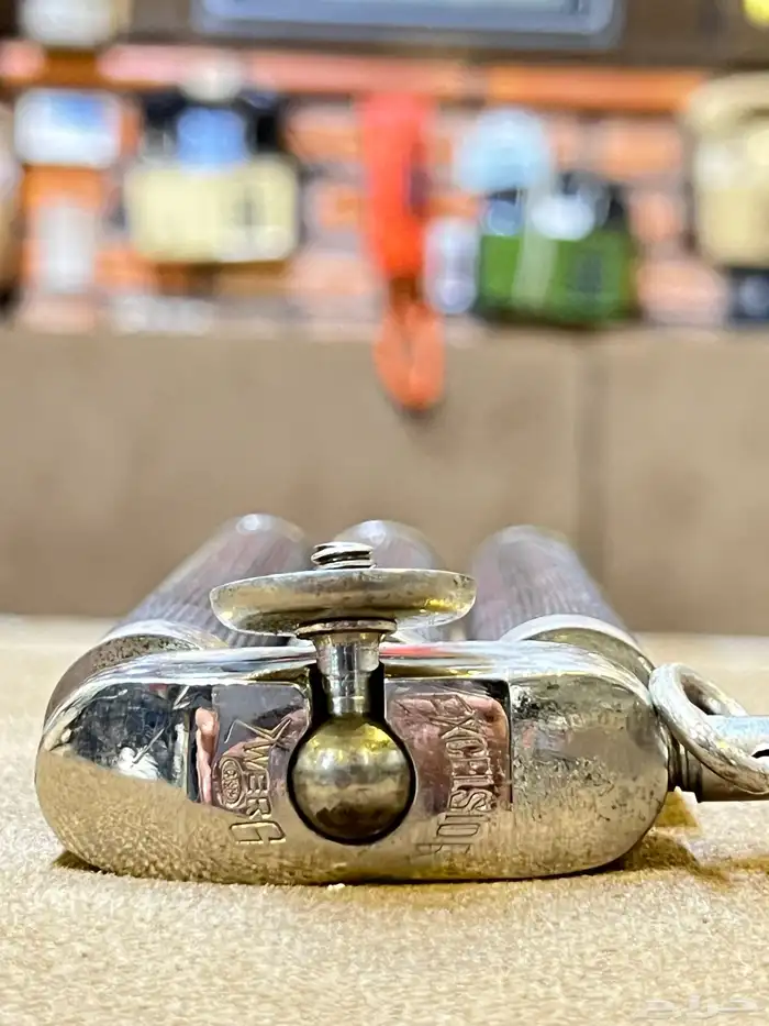 ستاند كاميرا نادر قديم تراثي مخزن 6