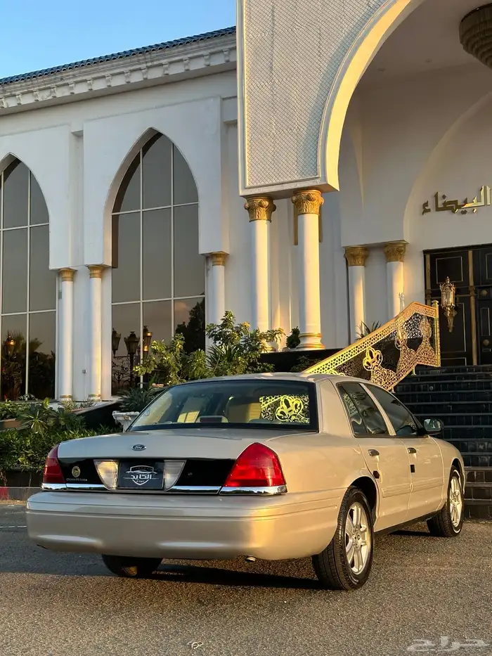 ( مباع ) فورد فكتوريا 2011 وكالة وارد الجزيرة 31