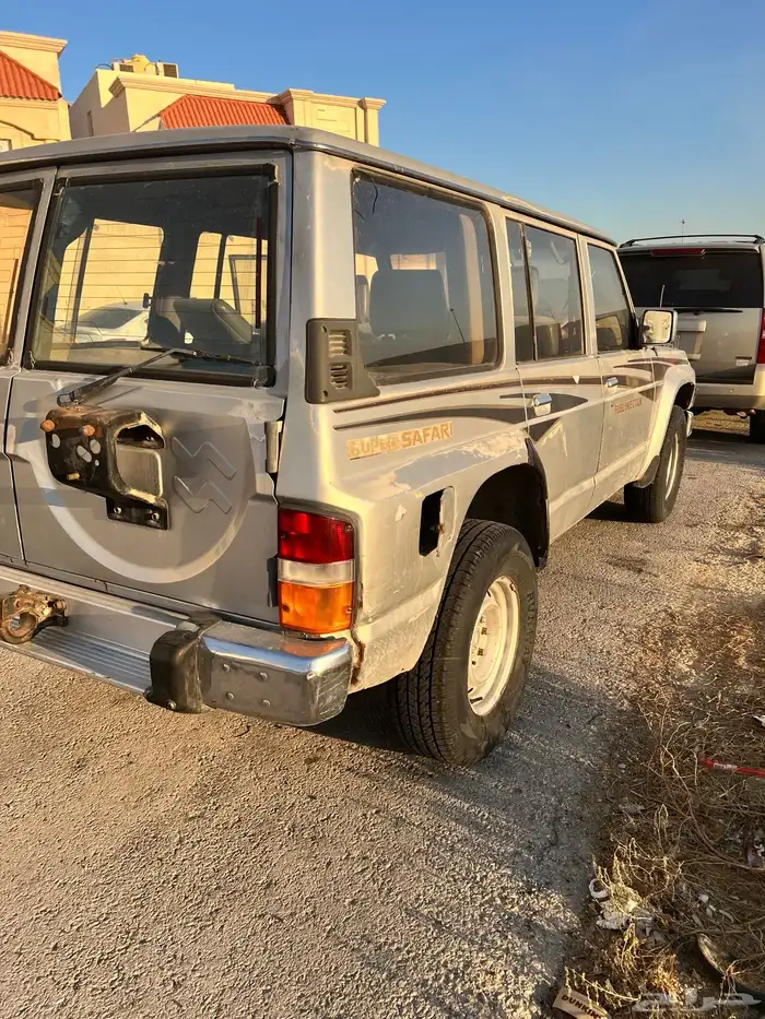 جيب موديل90نيسان سوبر سفاري مع مكينة نيسان 97 للبيع. 4