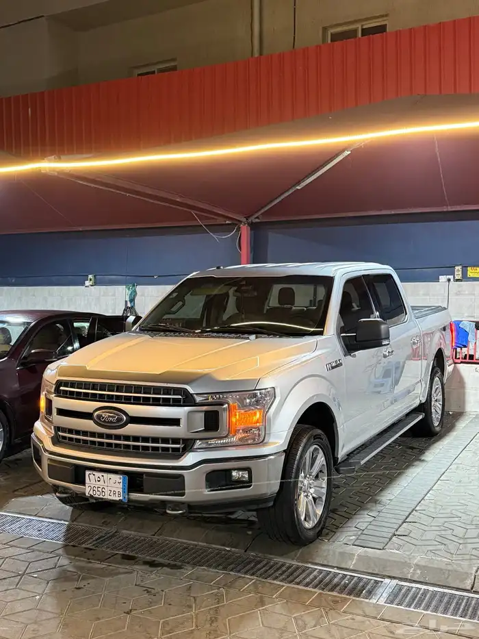 فورد F150 XLT 4