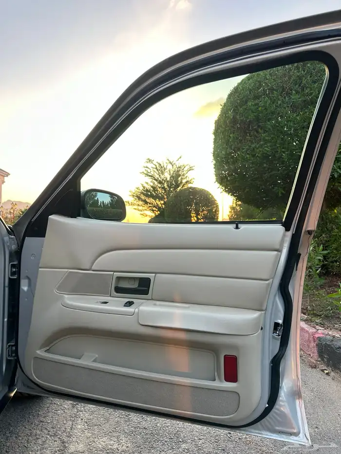 ( مباع ) فورد فكتوريا 2011 وكالة وارد الجزيرة 57