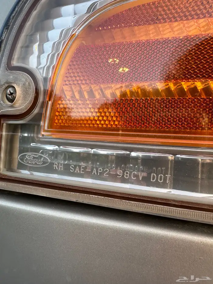 ( مباع ) فورد فكتوريا 2011 وكالة وارد الجزيرة 67