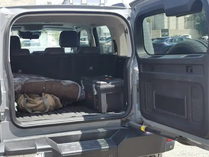 تانك 300 2023 ماشي 50 الف (تم البيع) 2