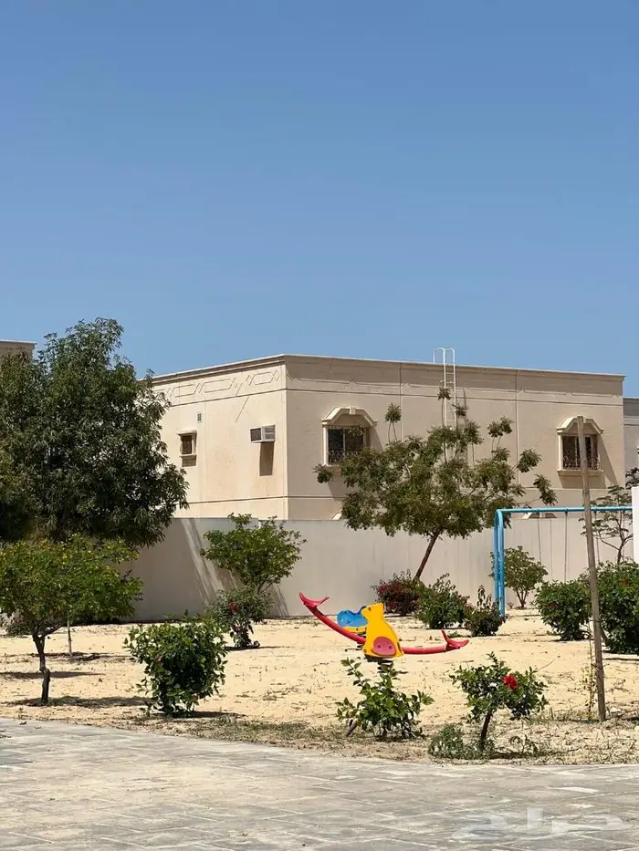 للبيع مميزه في الجبيل في حي دارين 10