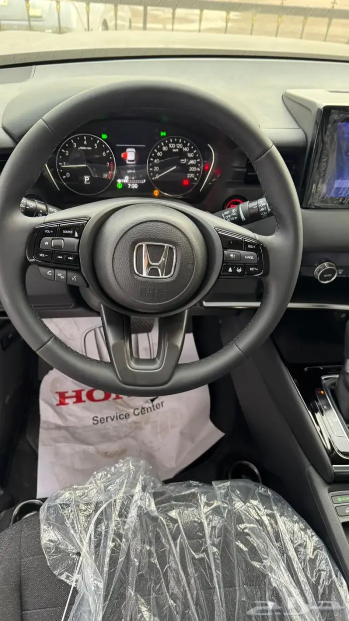 Honda HRV LX هوندا اتش ار في 2024 11