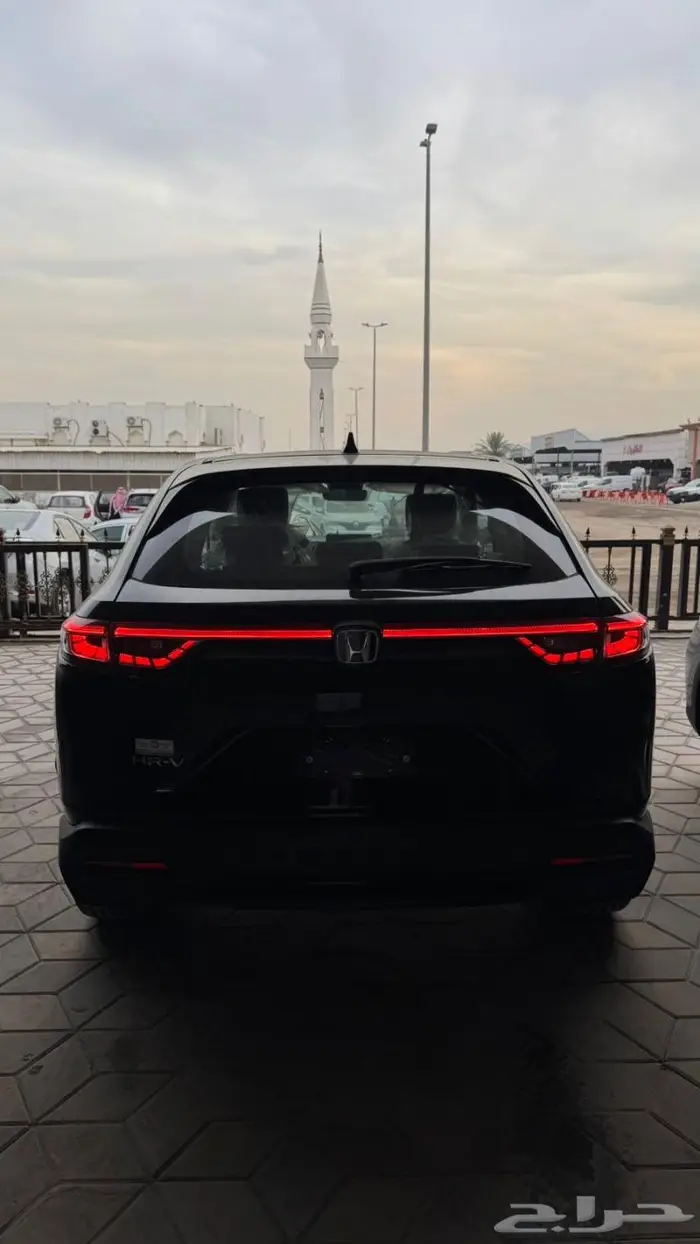 Honda HRV LX هوندا اتش ار في 2024 1