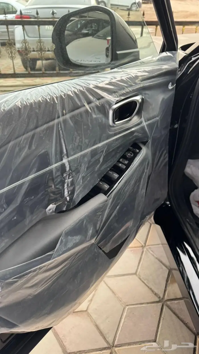 Honda HRV LX هوندا اتش ار في 2024 7