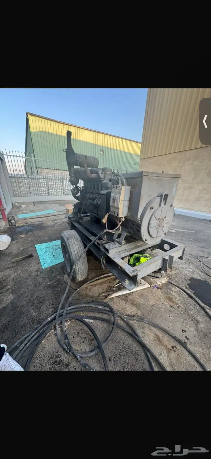 مولد متحرك على عجل بقوة 80 كيلو - 150 أمبير 3