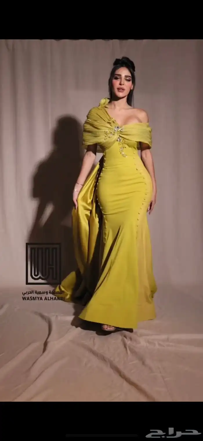 فستان فخم من المصممة الكويتية وسمية الحربي جديد لبسه وحده 0