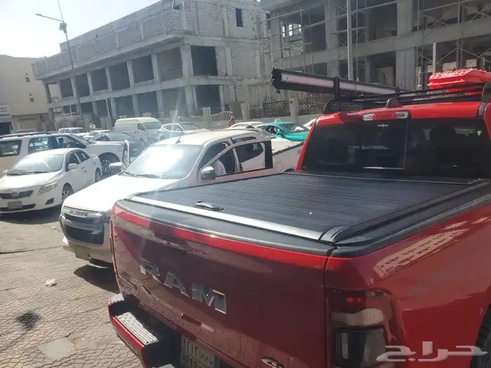 غطاء حوض دودج رام 2023 سحاب 2