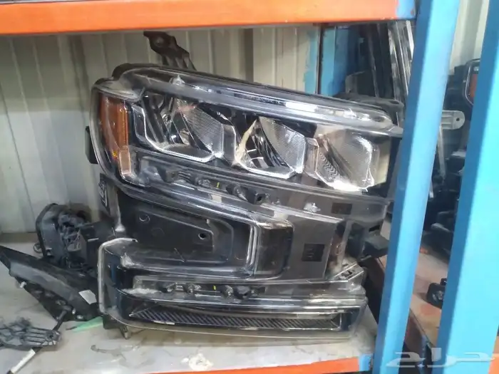 متوفر شمعات سيرا  يوكن  تاهو  اكس تي4  اسكاليد  ماليبو 3