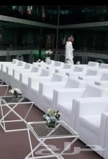 حفلات  ومناسبات  شاشات  اضاءة كنب كراسي  بوثات افتتاح محلات 4