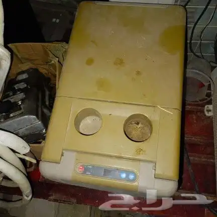 تكايه معا ثلاجه وحاملت اكواب 0