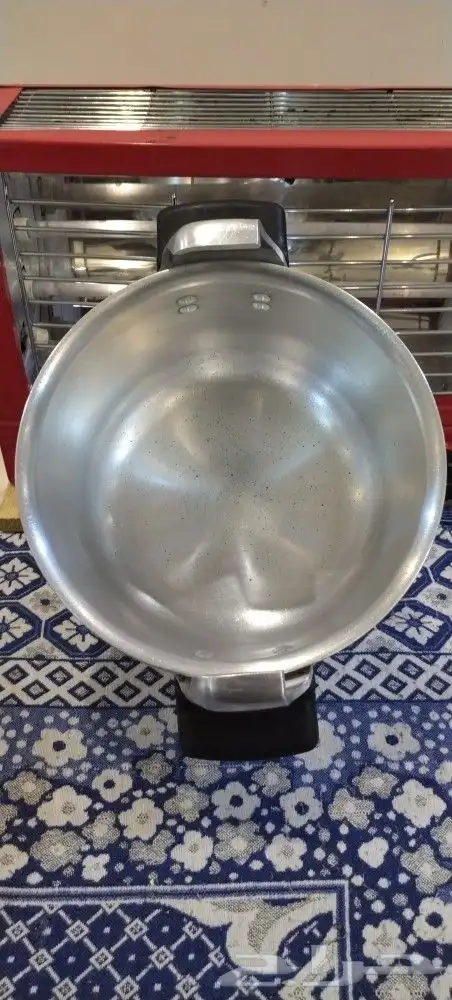 قدر صناعه روسي 6 لتر نظيف ومشروط 7