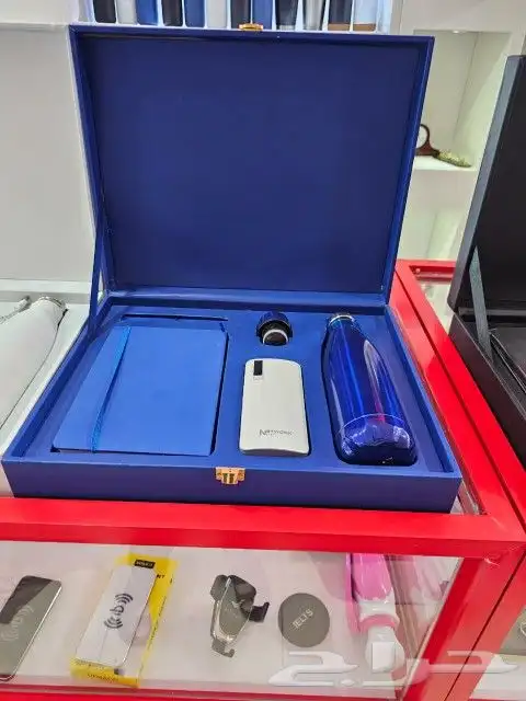 مطبوعات أعلام بوكسات هدايا إعلانات دعاية 1