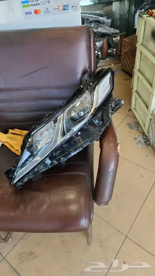 شمعات كامري من 2018 الى 2024 اصلي وكاله 1