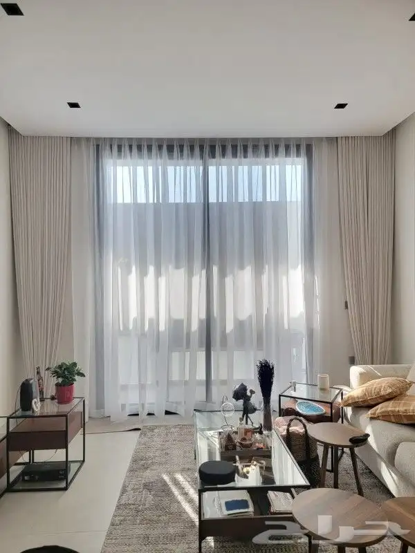 تفصيل جميع انواع الستائر وتنجيد جميع المديلات من الكنب 3