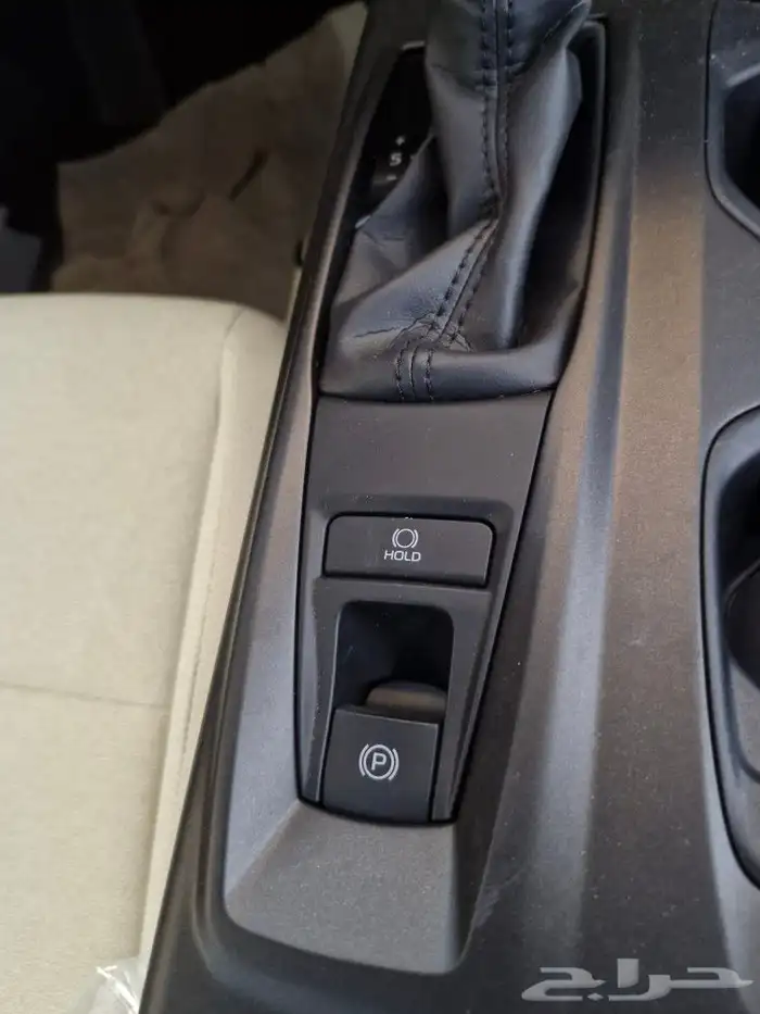 تيوتا كامري E بنزين 24