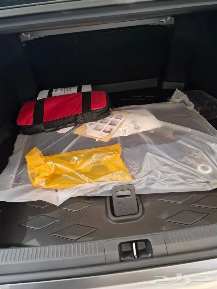 تيوتا كامري E بنزين 29