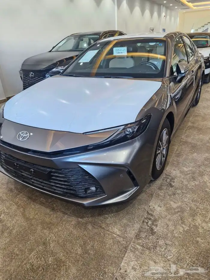 تيوتا كامري E بنزين 2