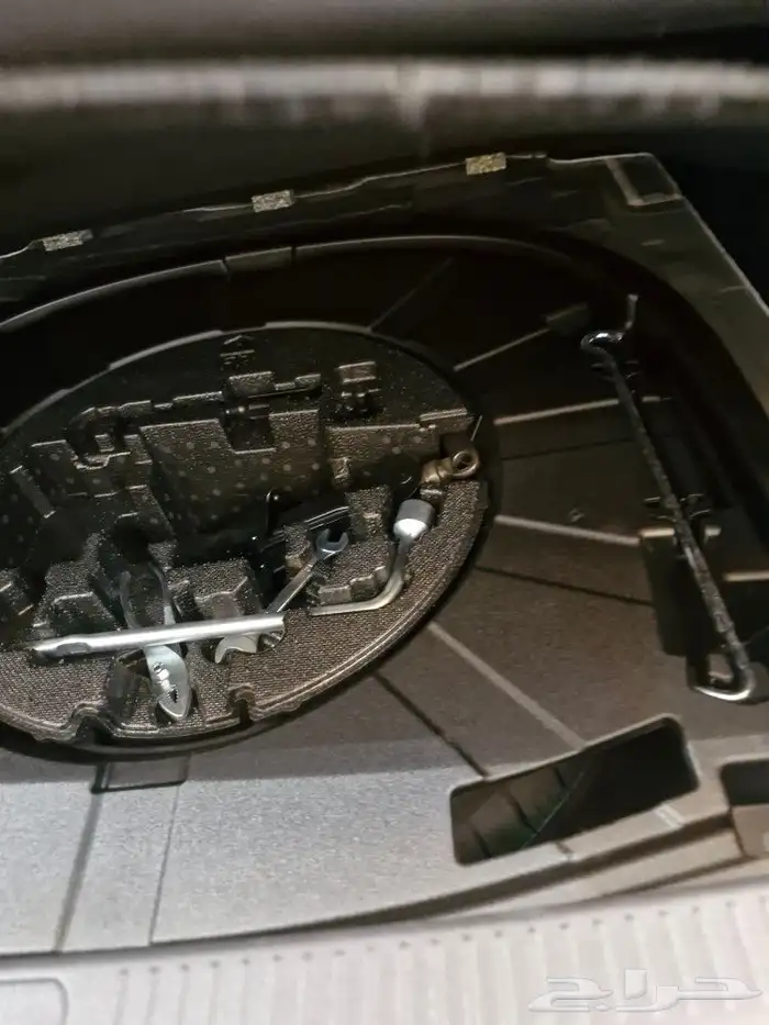 تيوتا كامري E بنزين 28