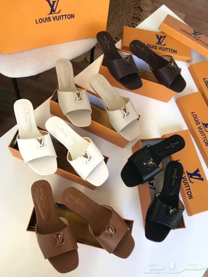 شنط ماركة الأكثر طلبا عروض الجمعة البيضاء  أي شنطة 190 ريال 11