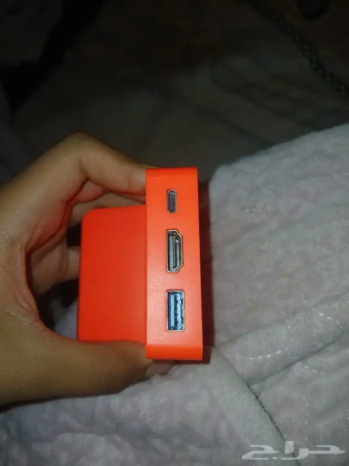 يده wii U اصليه للبيع ما استخدمتها من فتره و معاها شاحن. 3