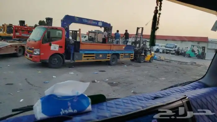 فوركلفت للايجار 1