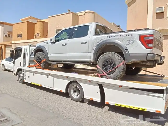 سطحه المدينة داخل الدوله وخارجها توصيل لجميع المدن 1