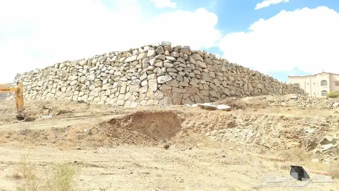 مقاول حجر طبيعي عام 4