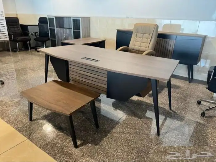 اثاث المكتبي جاهز لبيع تخفيضات مميزة العام نهاية ألسنه 48