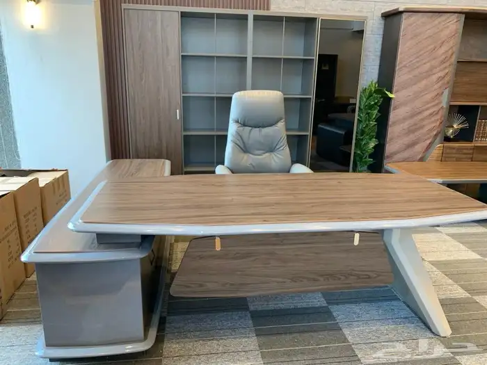 اثاث المكتبي جاهز لبيع تخفيضات مميزة العام نهاية ألسنه 34