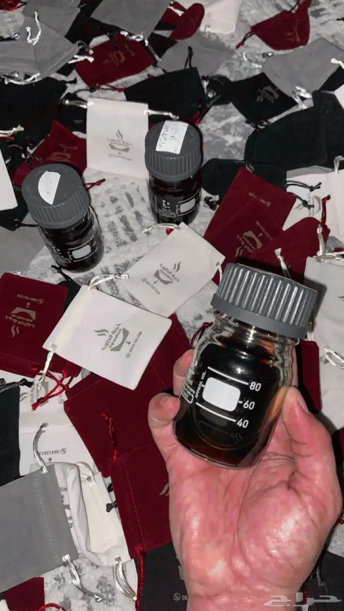 دهن عود مكين طبيعي 1