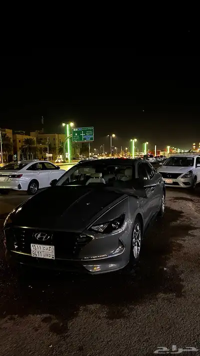 بدأت عروضنا لتأجير السيارات بمناسبة أخر السنة لليومي والشهر 4