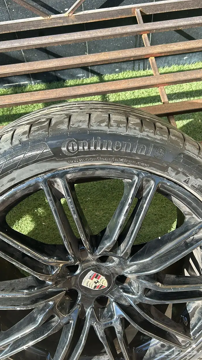 جنوط وكفرات بورش كايين سبايدر من 2012 8