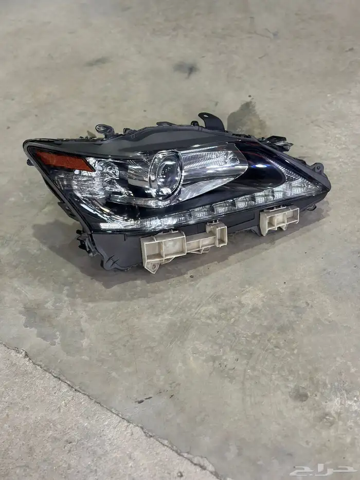 شمعة لكزس جي اس 2015 0