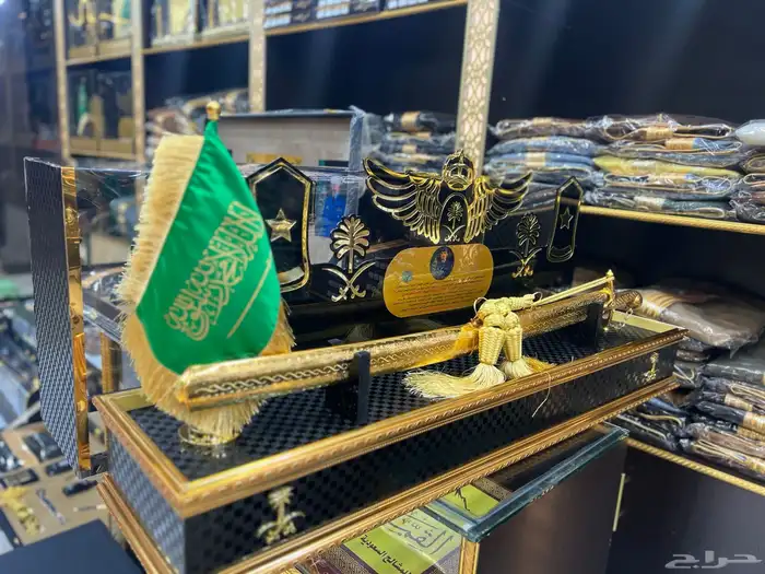 درع ضابط ملازم سيوف دروع تخرج هدية سيف بندوقية 2