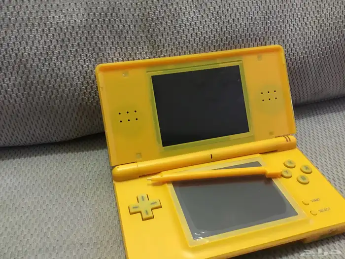 Nintendo ds lite dragon ball Z 6