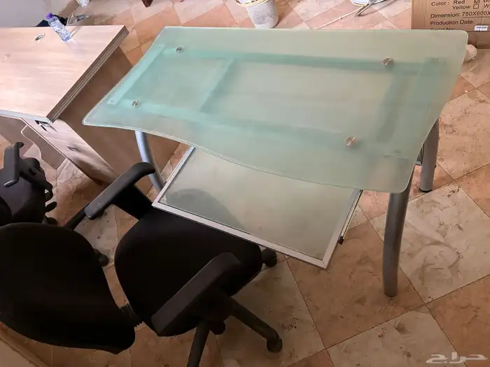 طاولة مكتبية 2