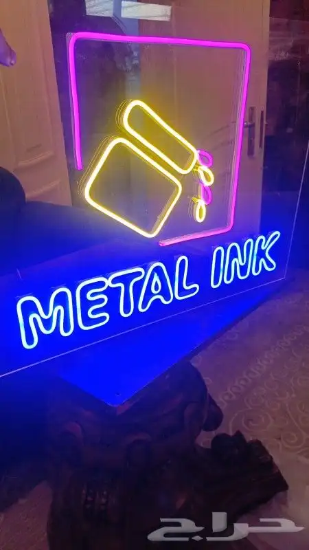 تصنيع لوحات نيون 3