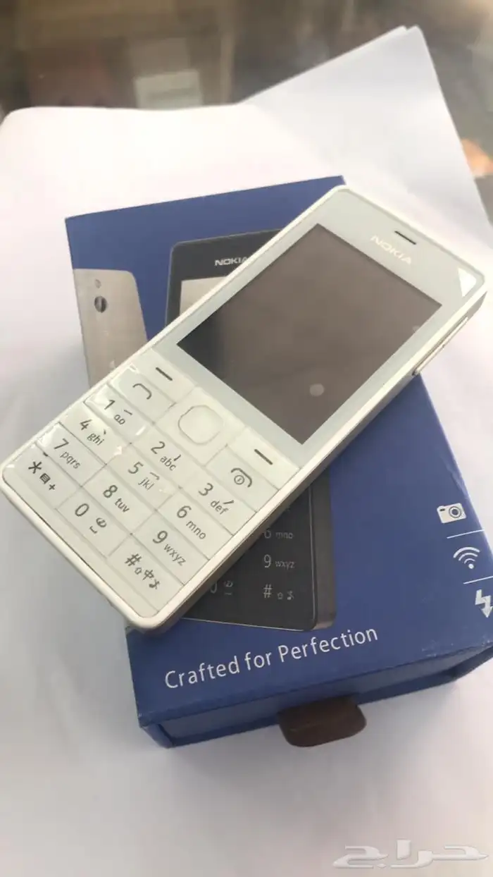 جوالات نوكيا 8800 سيروكو ذهبي والفيصليه والبصمه وبلاكبيري 87