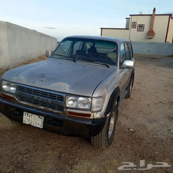 صالون 92 9