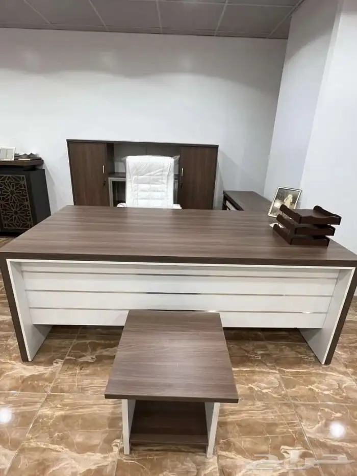 اثاث المكتبي جاهز لبيع تخفيضات مميزة العام نهاية ألسنه 36