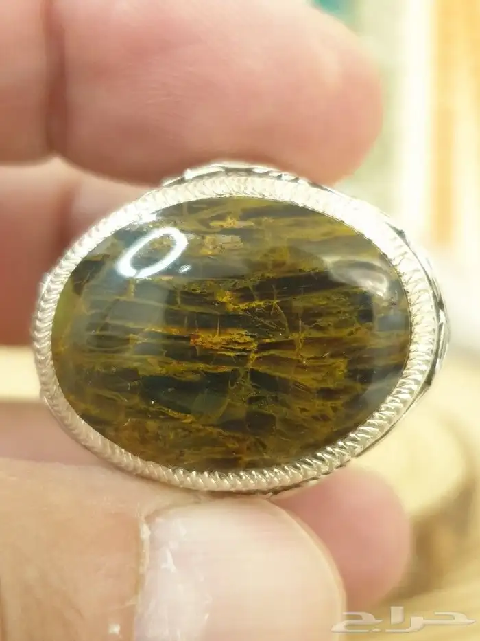 خاتم عقيق يماني اسود فل زعفران 11