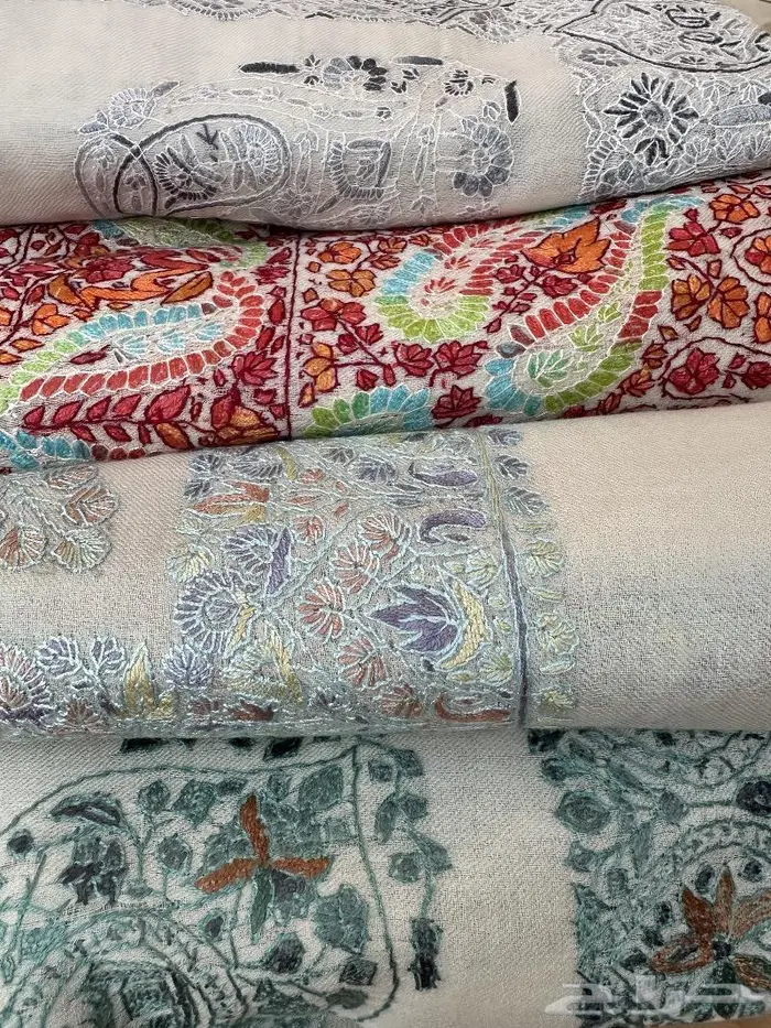 غتر الباشمينا الكشميرية المطرزة يدويا 4